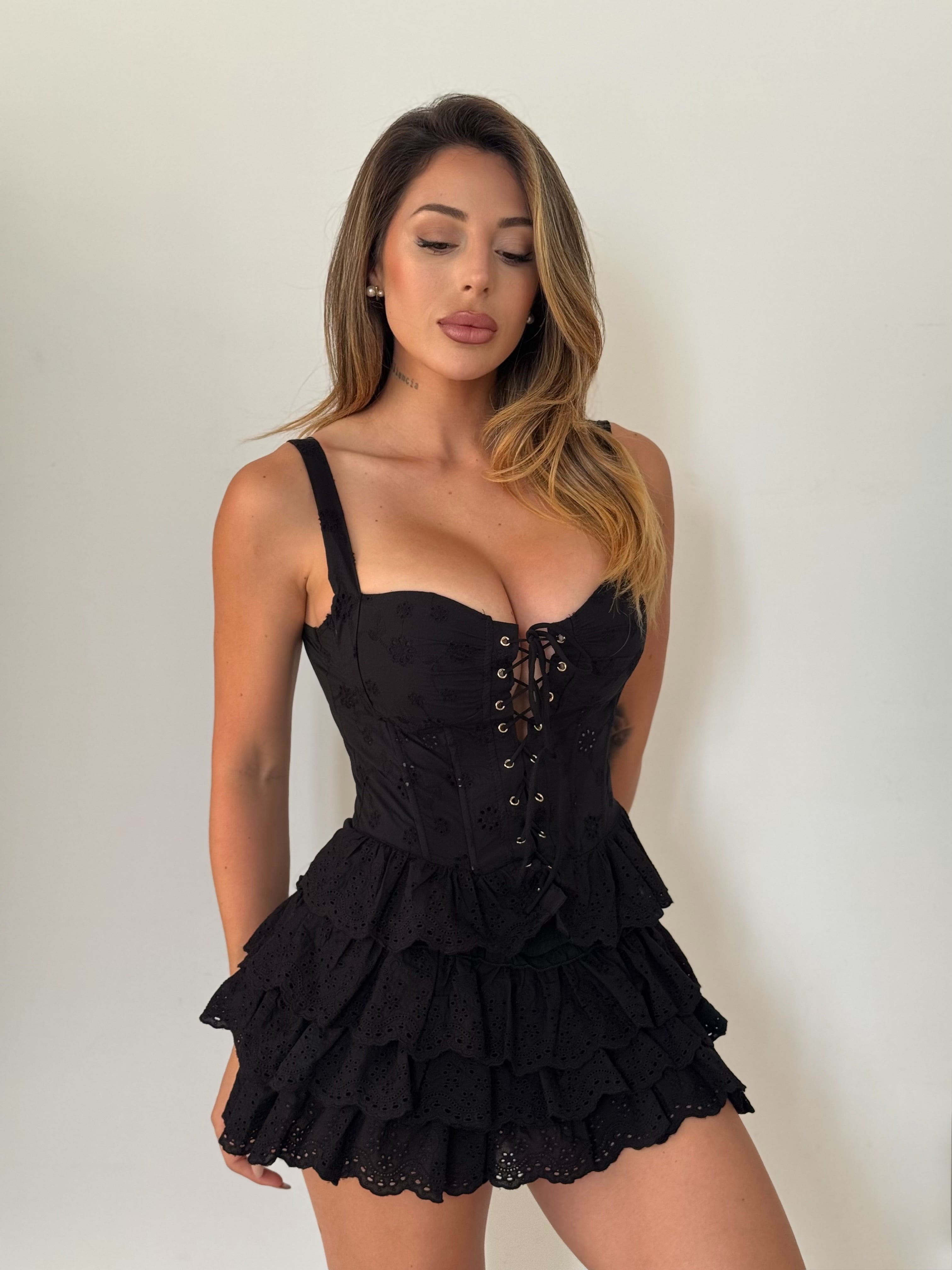 Conjunto negro